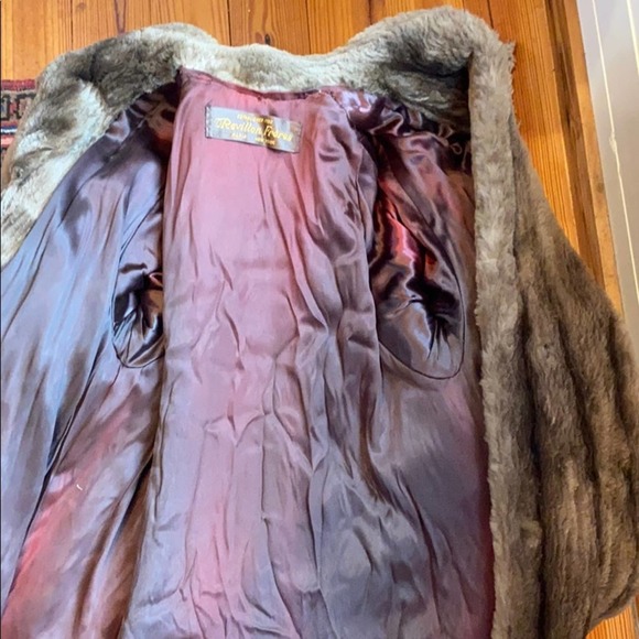TRUE VINTAGE Revillon Freres Authentic Fur Coat - Picture 7 of 9